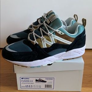 KARHU FUSION 2.0 JET BLACK/PALE AQUA